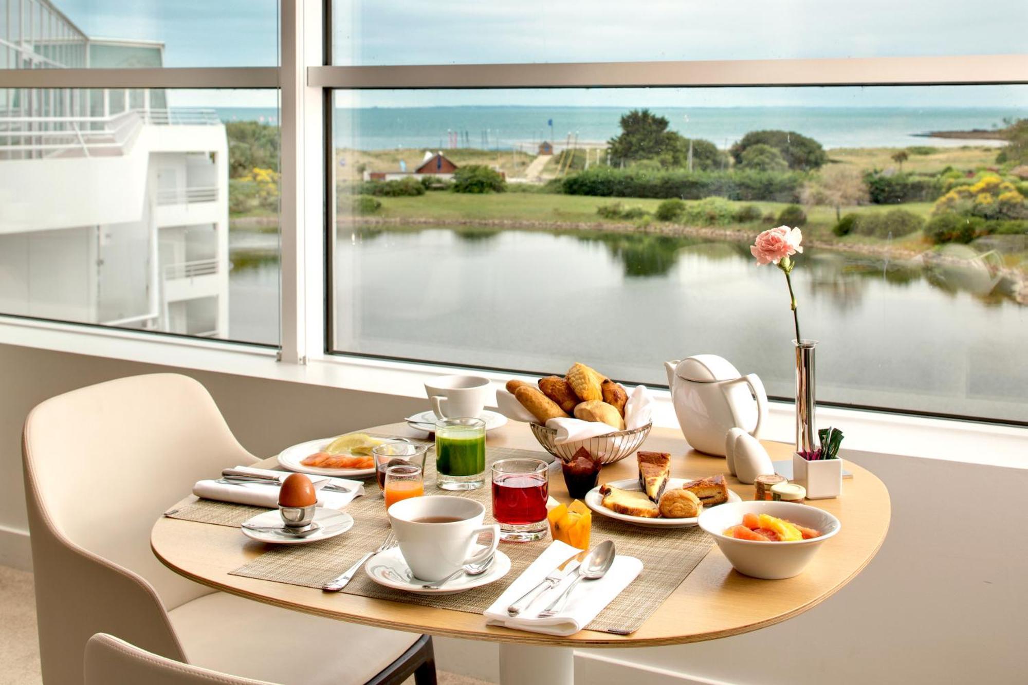 Miramar La Cigale Hotel Thalasso & Spa アルゾン エクステリア 写真