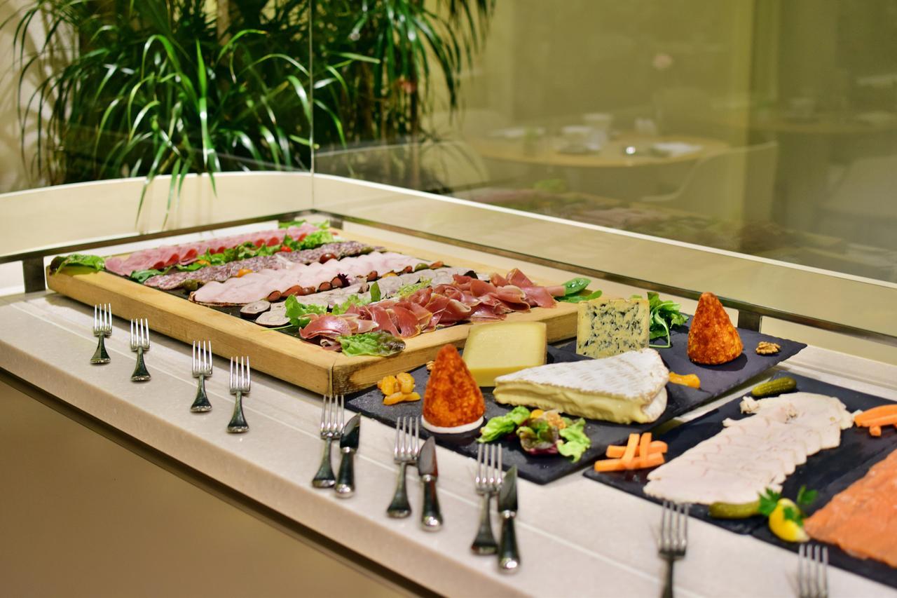 Miramar La Cigale Hotel Thalasso & Spa アルゾン エクステリア 写真
